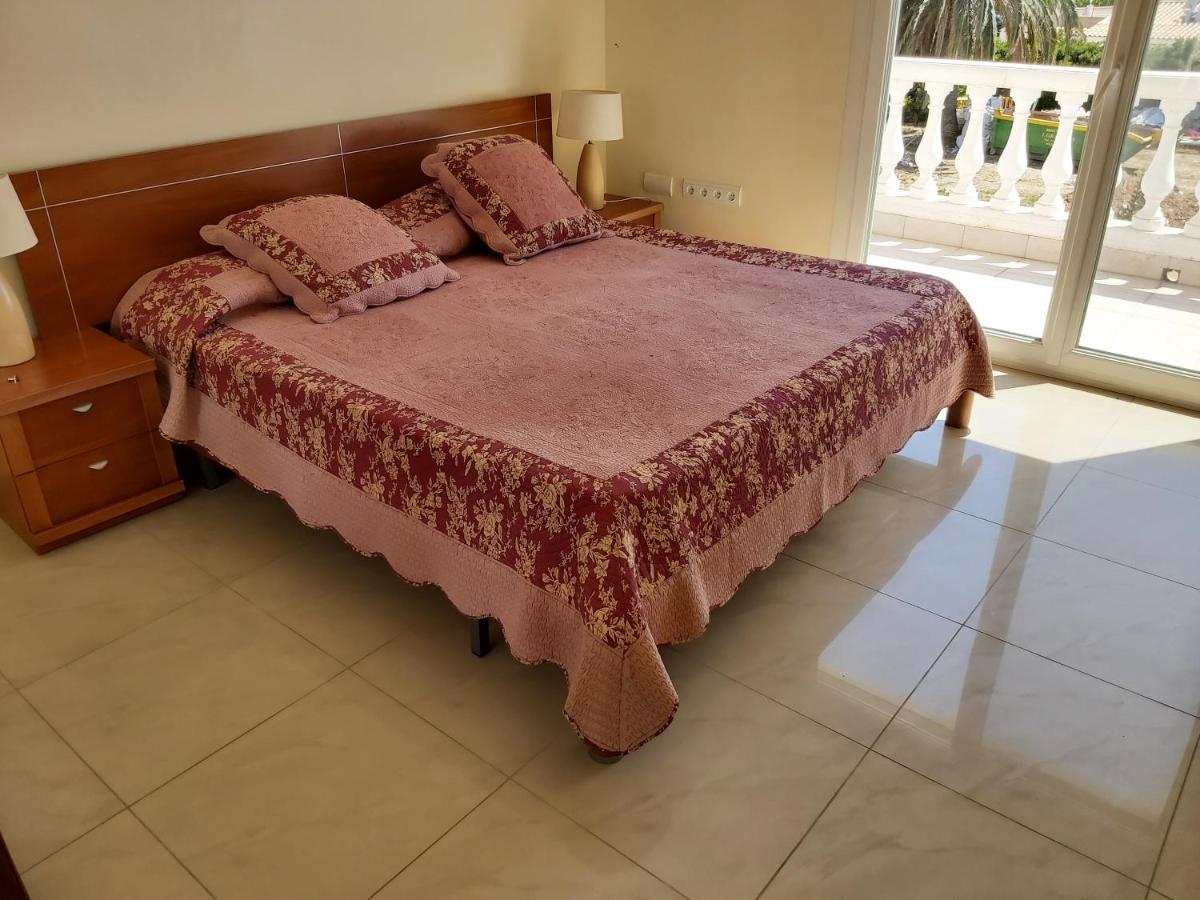 Villa Casa Amb Piscina Privada Ampuriabrava Exterior foto